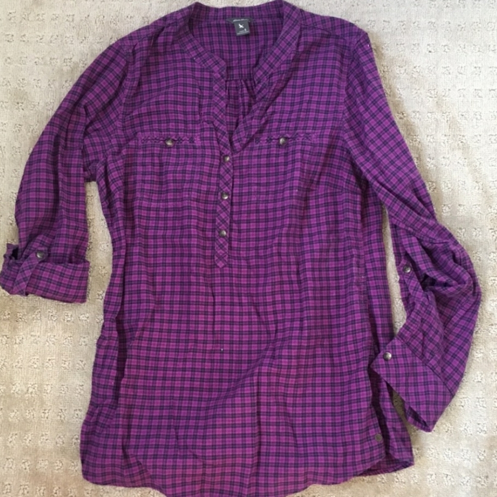 Eddie Bauer collarless shirt